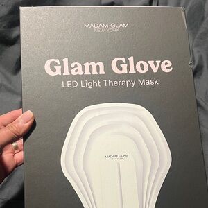 Glam Glove - LED Light Therapy Mask